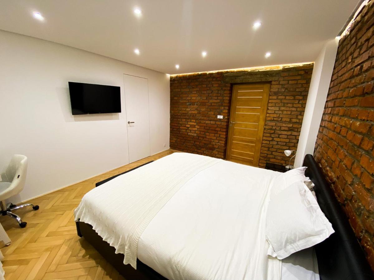 Luxury Apartment In The City Centre Košice Buitenkant foto