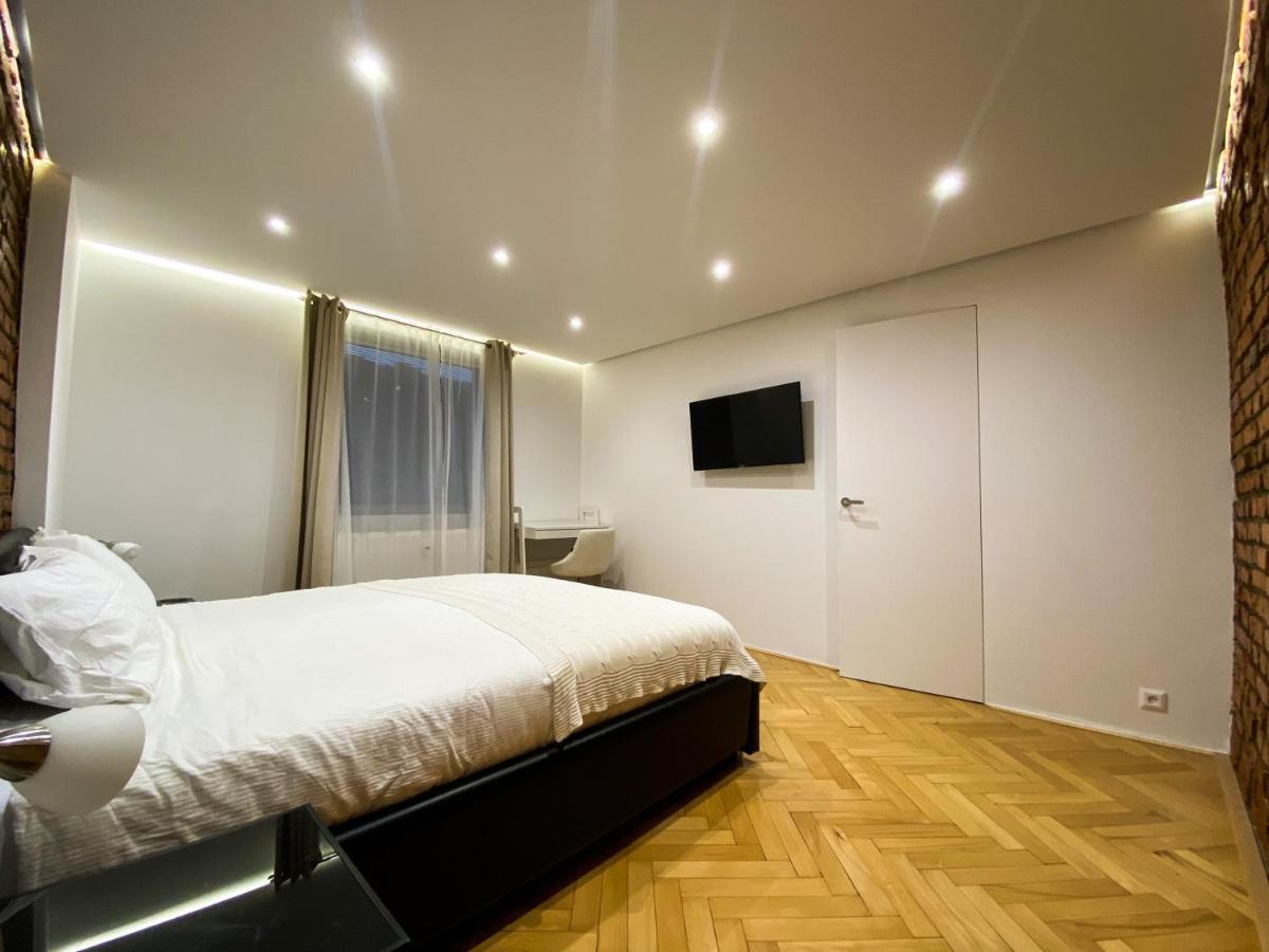 Luxury Apartment In The City Centre Košice Buitenkant foto